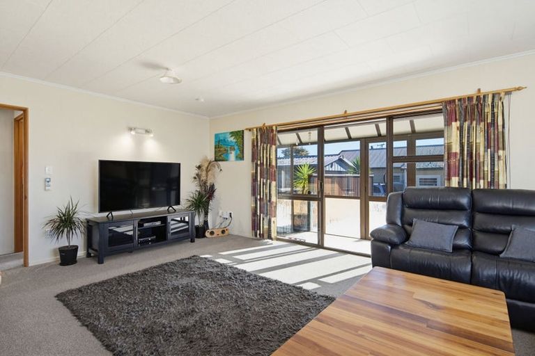 Photo of property in 2/3 Ngaio Street, Stoke, Nelson, 7011
