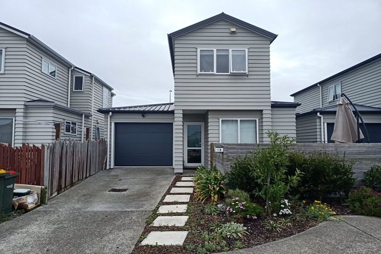 Photo of property in 13 Tribute Loop, Takanini, 2112