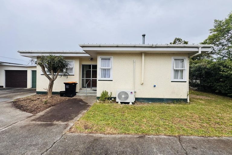 Photo of property in 707 Pioneer Highway, Takaro, Palmerston North, 4412