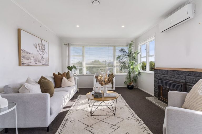 Photo of property in 13 Sheehan Road, Te Atatu South, Auckland, 0610