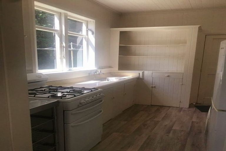 Photo of property in 51 Mornington Road, Brooklyn, Wellington, 6021