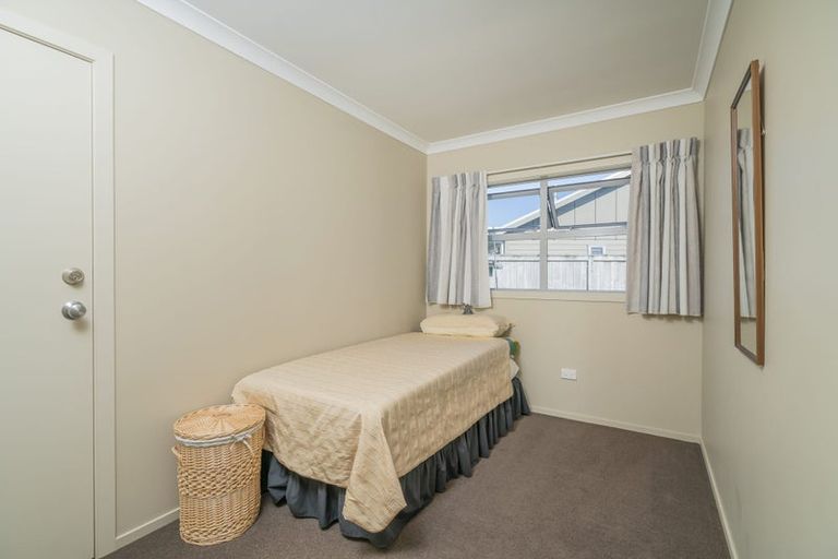 Photo of property in 8 Dotterel Place, Whitianga, 3510