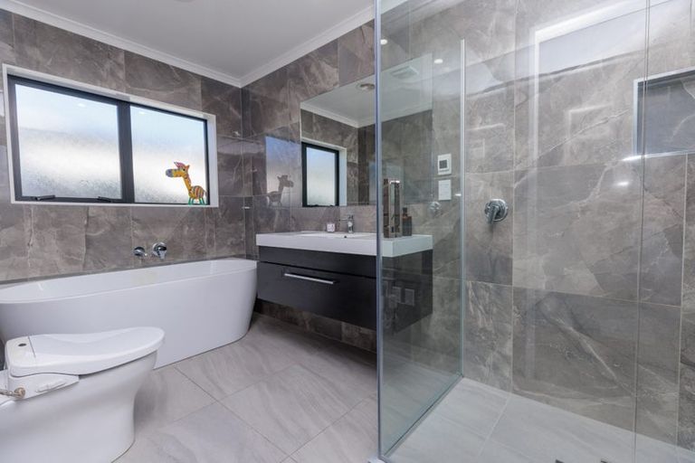 Photo of property in 46 Rochdale Drive, Churton Park, Wellington, 6037