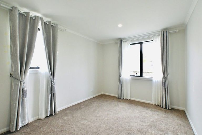 Photo of property in 9 Forbes Road, Favona, Auckland, 2024