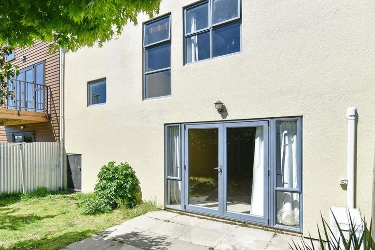 Photo of property in 5/25 Grove Road, Addington, Christchurch, 8024