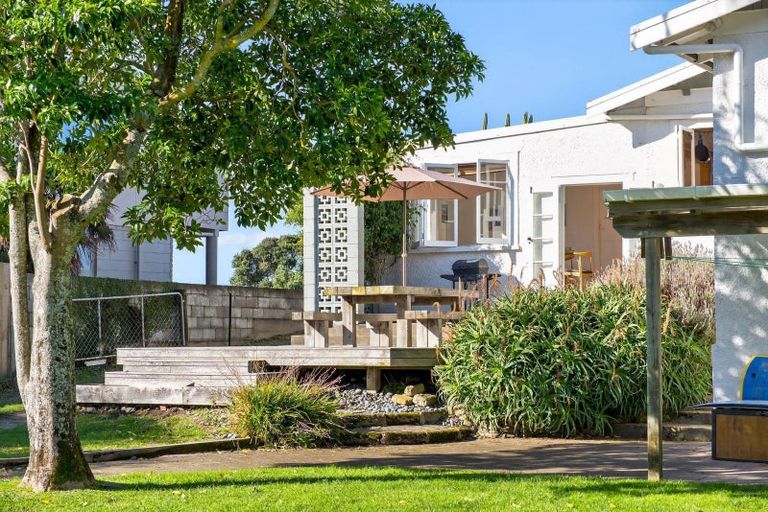 Photo of property in 3 Pare Street, Wainui, Gisborne, 4010