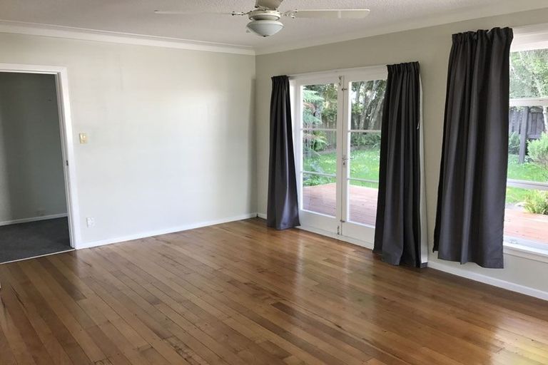 Photo of property in 14 Mona Vale, West Harbour, Auckland, 0618