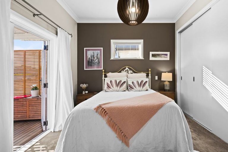 Photo of property in 129 Nelson Crescent, Napier South, Napier, 4110