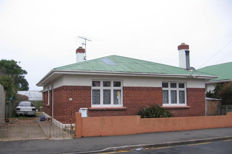 Photo of property in 41 Oxford Street, South Dunedin, Dunedin, 9012