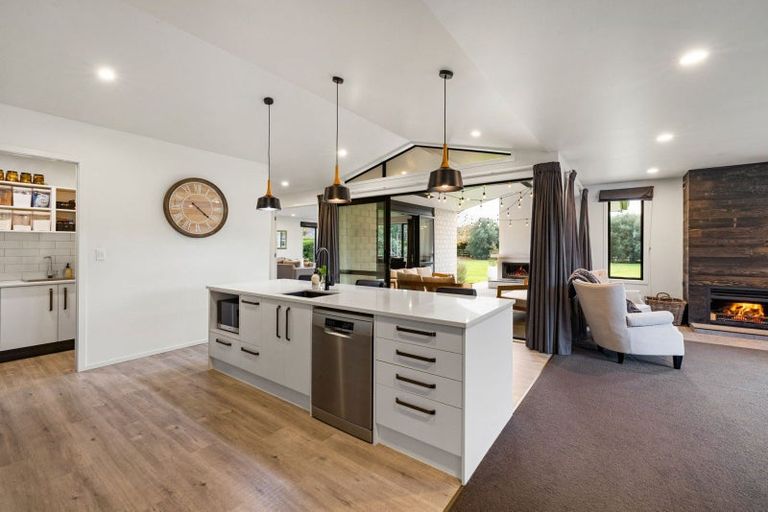 Photo of property in 102 Webster Road, Matangi, Hamilton, 3284