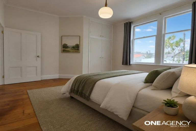 Photo of property in 5 Aorangi Terrace, Thorndon, Wellington, 6011