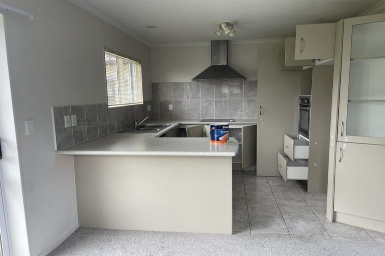 Photo of property in 24 Lili Chen Way, Mangere Bridge, Auckland, 2022
