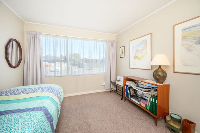 Photo of property in 9 Drury Street, Cloverlea, Palmerston North, 4412