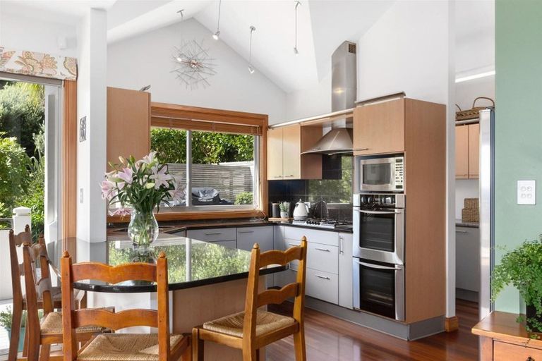 Photo of property in 22 The Layline, Whitby, Porirua, 5024