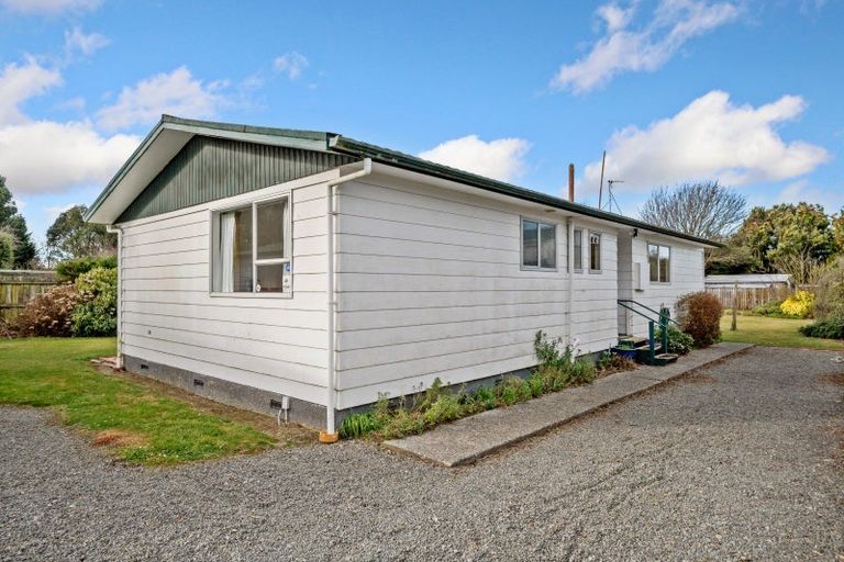 Photo of property in 16a Torlesse Crescent, Darfield, 7510