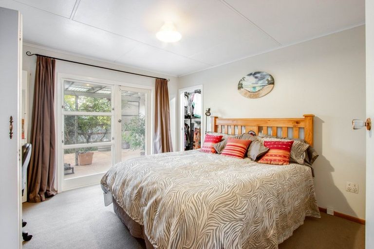 Photo of property in 4 Carl Avenue, Havelock North, 4130