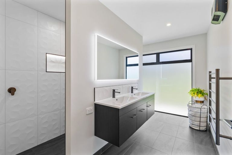 Photo of property in 51 Pigeon Valley Road, Wakefield, 7025