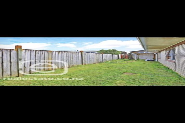 Photo of property in 66 Christmas Road, Manurewa, Auckland, 2102