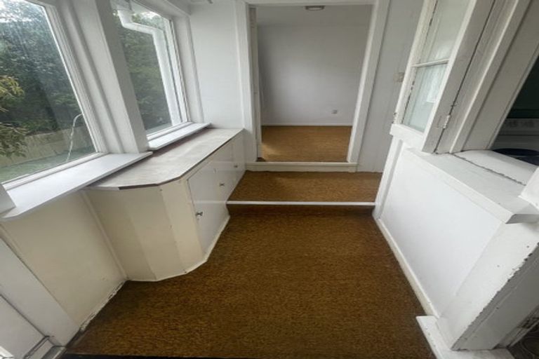 Photo of property in 19 Myrtle Crescent, Mount Cook, Wellington, 6021