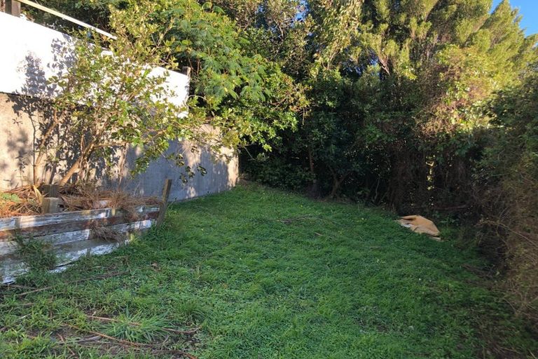 Photo of property in 3 Anzia Way, Johnsonville, Wellington, 6037