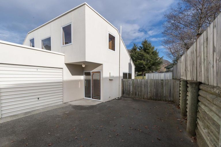 Photo of property in 10 Alta Place, Frankton, Queenstown, 9300