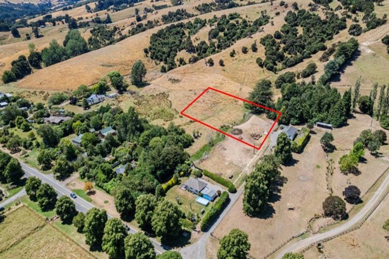 Photo of property in 4476 Christchurch Akaroa Road, Little River, 7591