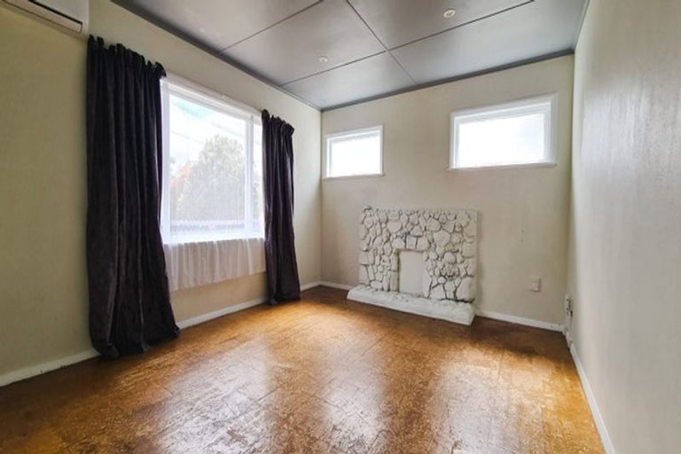 Photo of property in 2 Kim Street, Wainuiomata, Lower Hutt, 5014