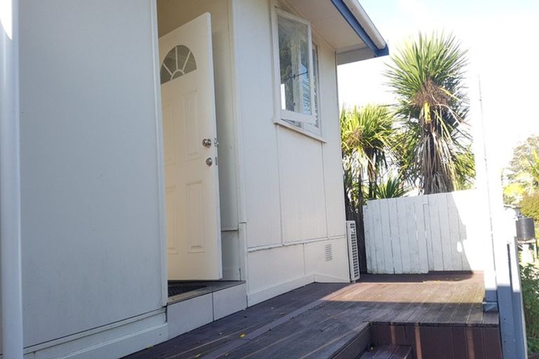 Photo of property in 10 Laurel Oak Drive, Schnapper Rock, Auckland, 0632