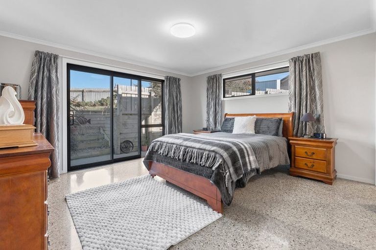 Photo of property in 9 Goddard Way, Sawyers Bay, Port Chalmers, 9023