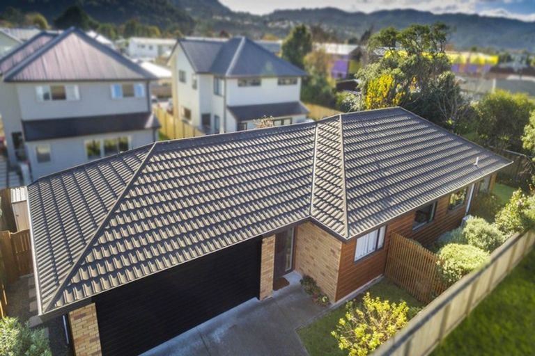 Photo of property in 10 Louis Street, Trentham, Upper Hutt, 5018