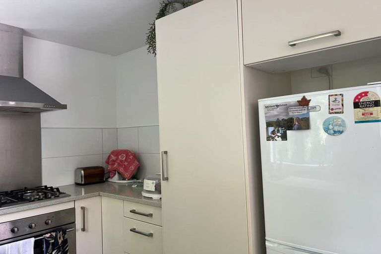 Photo of property in 4 Halder Place, Torbay, Auckland, 0632