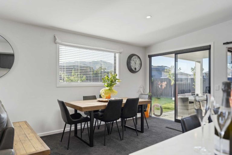 Photo of property in 1 Fraer Street, Cromwell, 9310