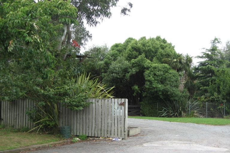 Photo of property in 34 Salmond Street, Hoon Hay, Christchurch, 8025