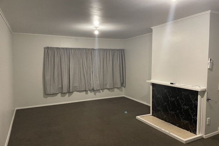 Photo of property in 81- 83 Champion Street, Cannons Creek, Porirua, 5024