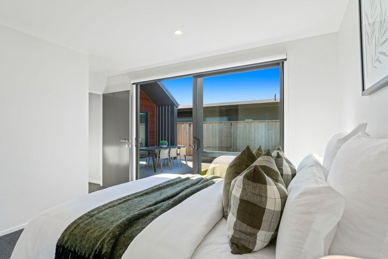 Photo of property in 12 Wheat Street, Jacks Point, Queenstown, 9371