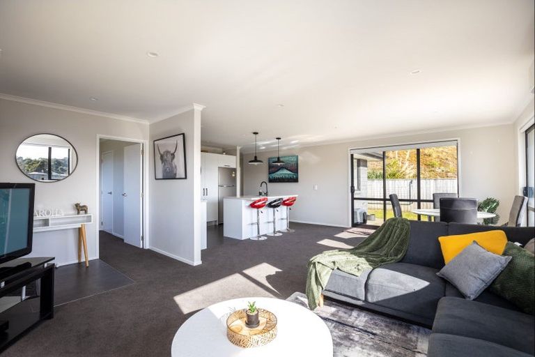 Photo of property in 43 Magnolia Drive, Westown, New Plymouth, 4310
