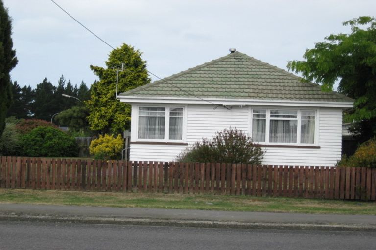 Photo of property in 17 Kearneys Road, Linwood, Christchurch, 8062