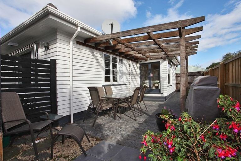Photo of property in 10 Dinton Street, Russley, Christchurch, 8042
