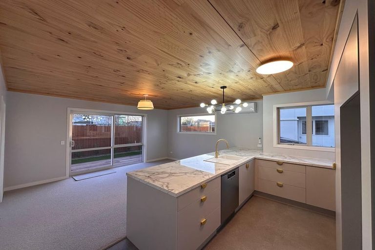 Photo of property in 3/137 Geraldine Street, Edgeware, Christchurch, 8013