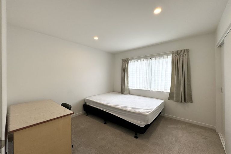 Photo of property in 36 Greenfinch Road, Hobsonville, Auckland, 0616