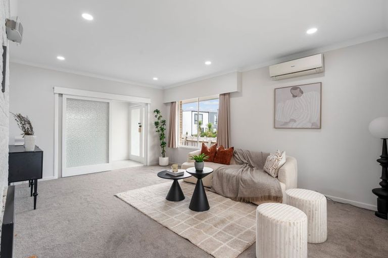 Photo of property in 186 Rangatira Road, Beach Haven, Auckland, 0626