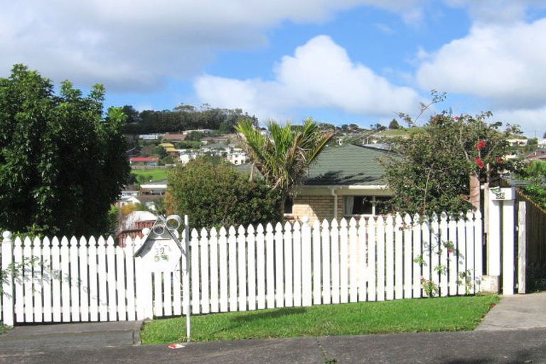 Photo of property in 32 Rushden Terrace, Red Beach, 0932