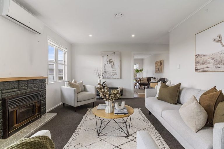 Photo of property in 13 Sheehan Road, Te Atatu South, Auckland, 0610