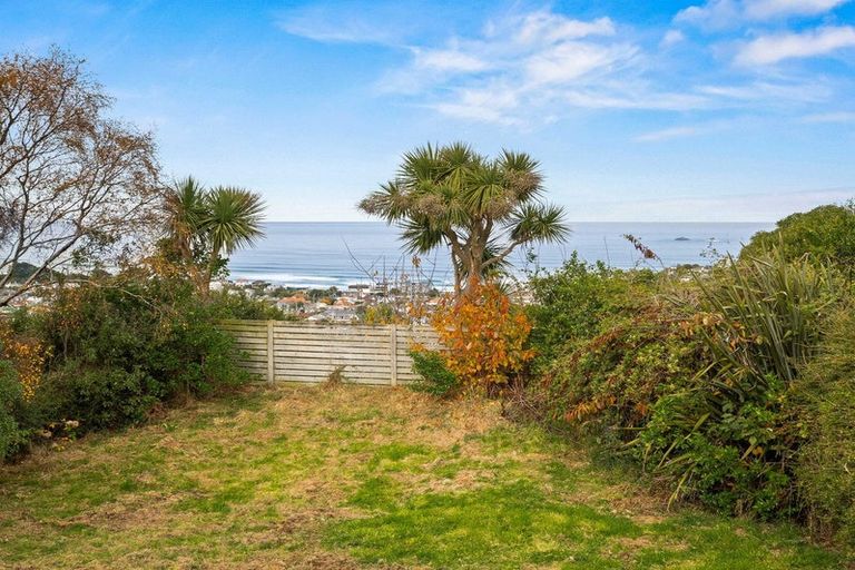 Photo of property in 141 Easther Crescent, Kew, Dunedin, 9012