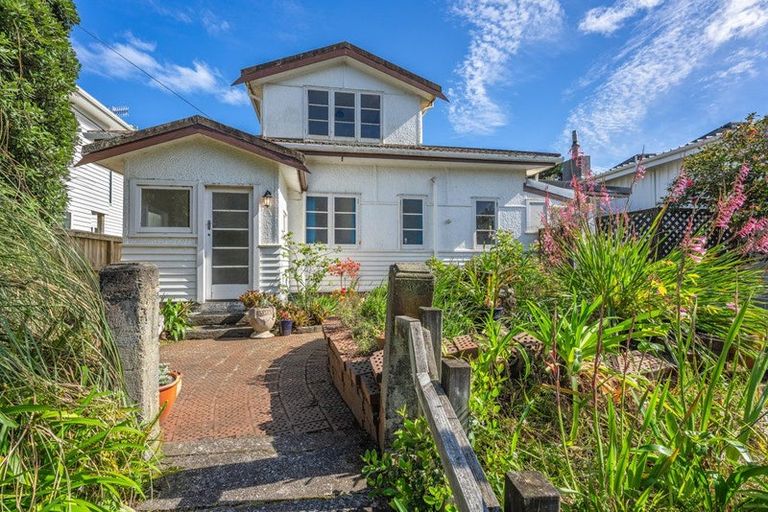 Photo of property in 23 Tutere Street, Waikanae Beach, Waikanae, 5036