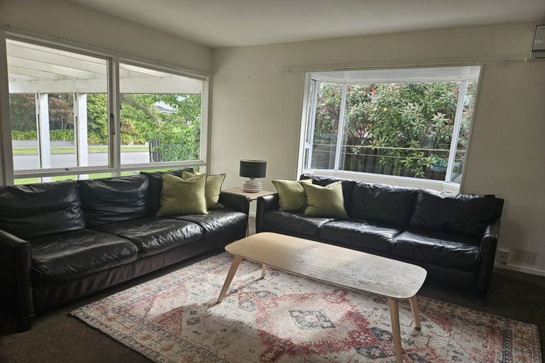 Photo of property in 2/2 Harrowdale Drive, Avonhead, Christchurch, 8042