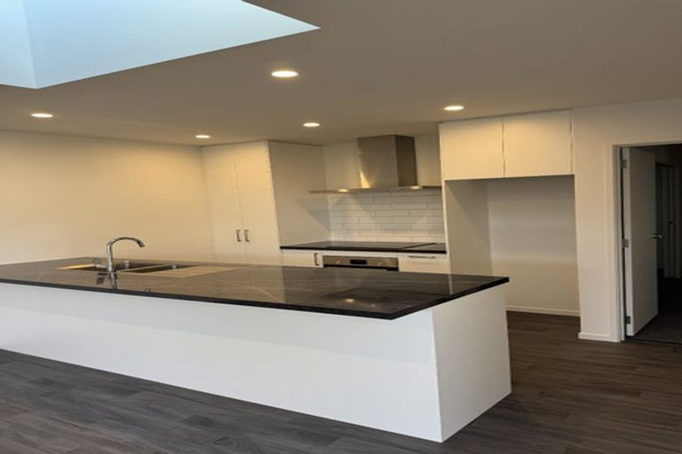 Photo of property in 395 Devonport Road, Tauranga South, Tauranga, 3112