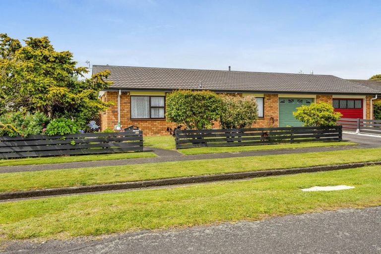 Photo of property in 2a Wera Street, Hawera, 4610