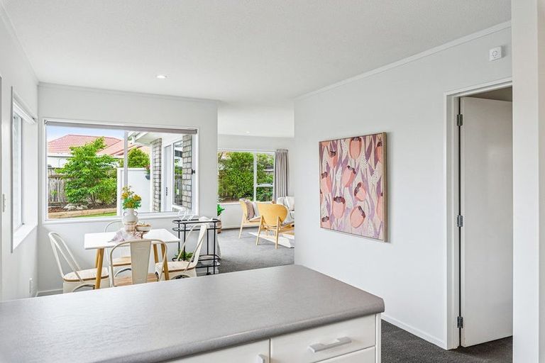 Photo of property in 24 Rangiatea Street, Paraparaumu Beach, Paraparaumu, 5032