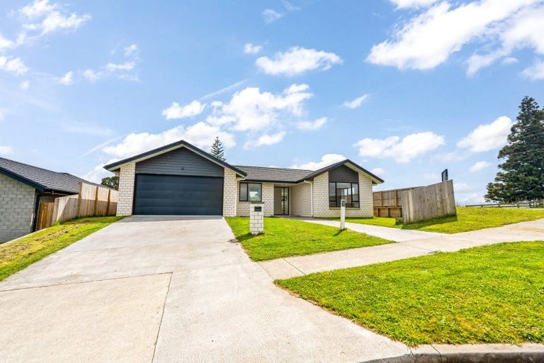 Photo of property in 79 Murray Ward Drive, Te Kauwhata, 3710